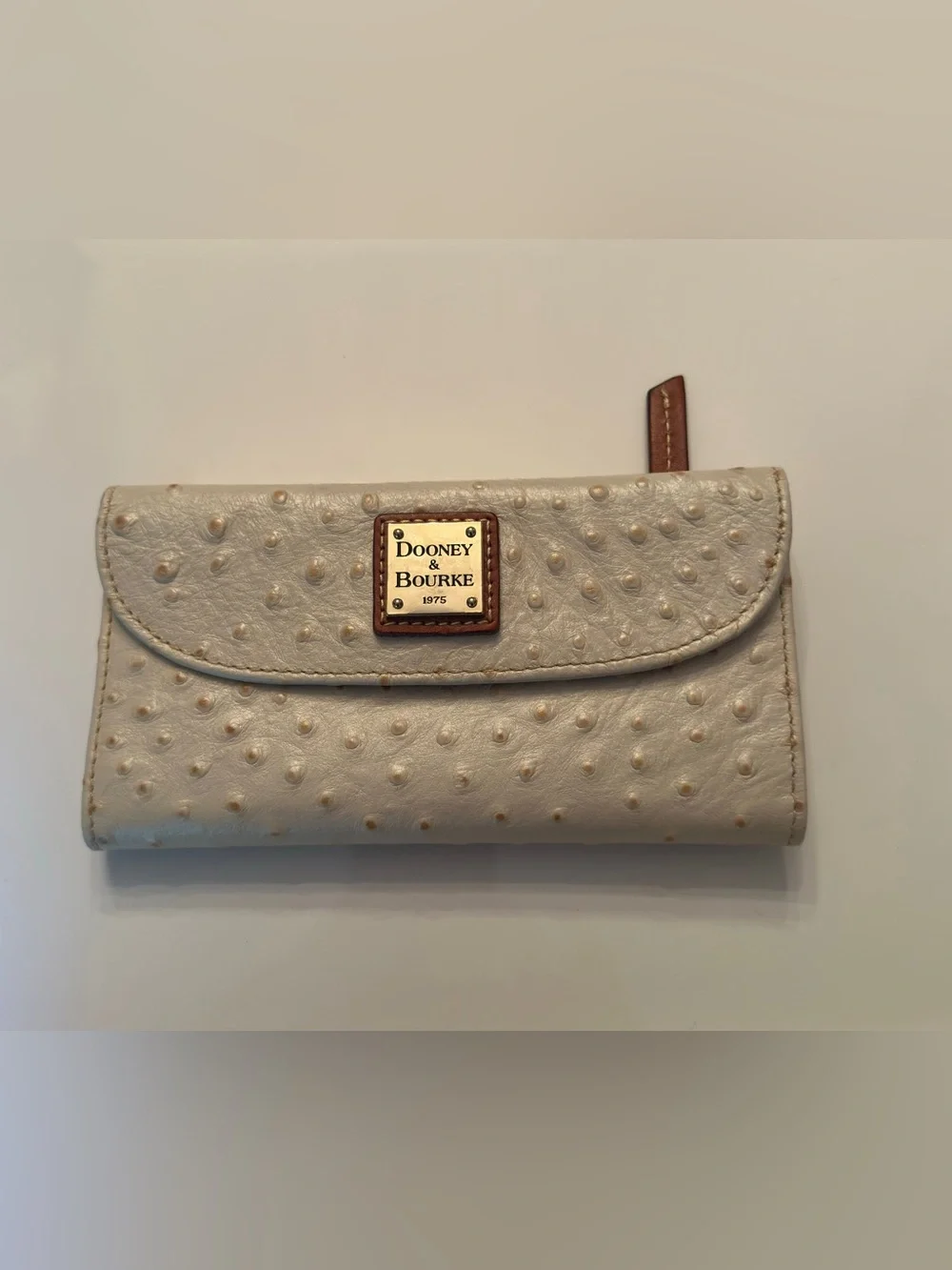 DOONEY & BOURKE  OFF WHITE/ CREAM OSTRICH-EMBOSSED CONTINENTAL CLUTCH